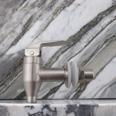 Roestvrij staal klep kern moderne drank dispenser spigot voor een enkele gat dek gemonteerd