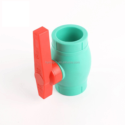 40 mm PPR-balk in wit/groen met stopcontact/draadverbinding