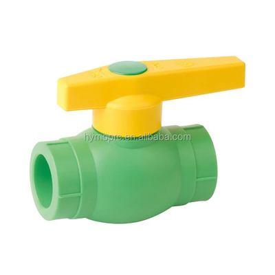 40 mm PPR-balk in wit/groen met stopcontact/draadverbinding