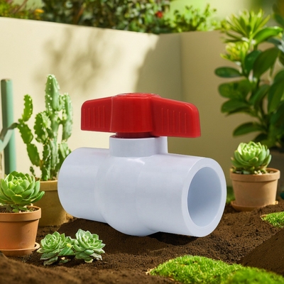 Socket Connection 1-inch White PVC Ball Valve voor loodgietersystemen van Plastic Valve