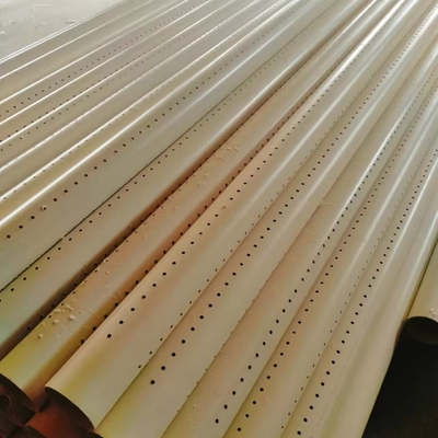Aanpasbare geperforeerde PVC-afvoerbuis met een ronde kop